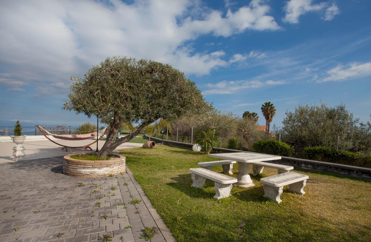 Villa Da Campo Giardini Naxos Eksteriør bilde